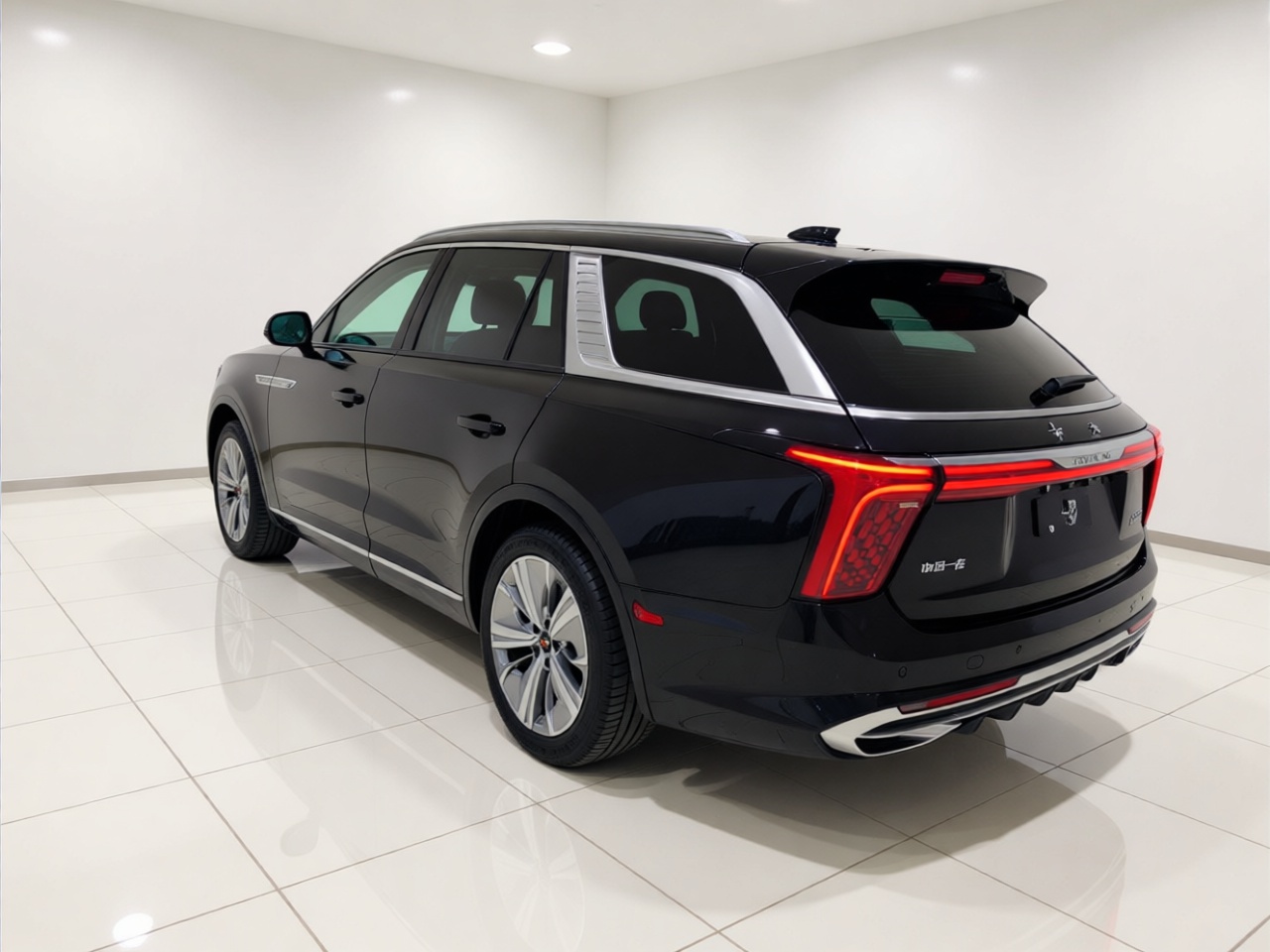 Hongqi E-HS9 2022 690 km Range Flagship Edition Six Seats — снимка 4