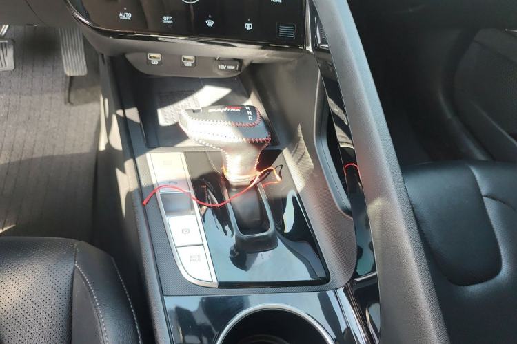 Used Hyundai Elantra 2021 1.5L CVT LUX Prestige Edition