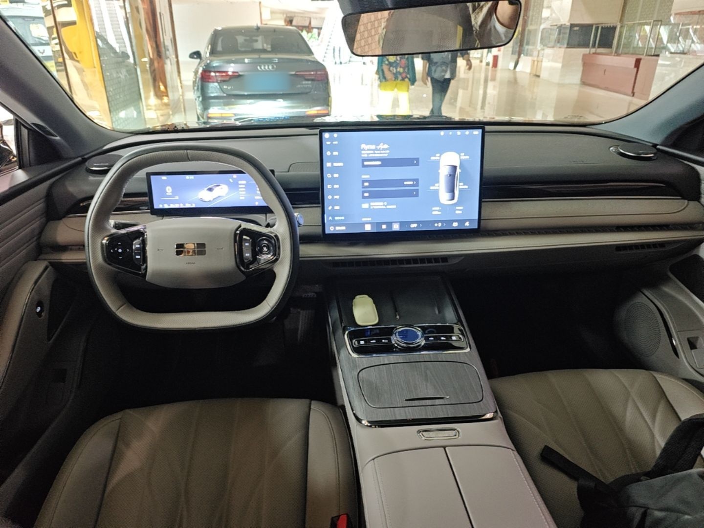 Geely Galaxy 8 2025 130km EM-i Deluxe Edition — снимка 12
