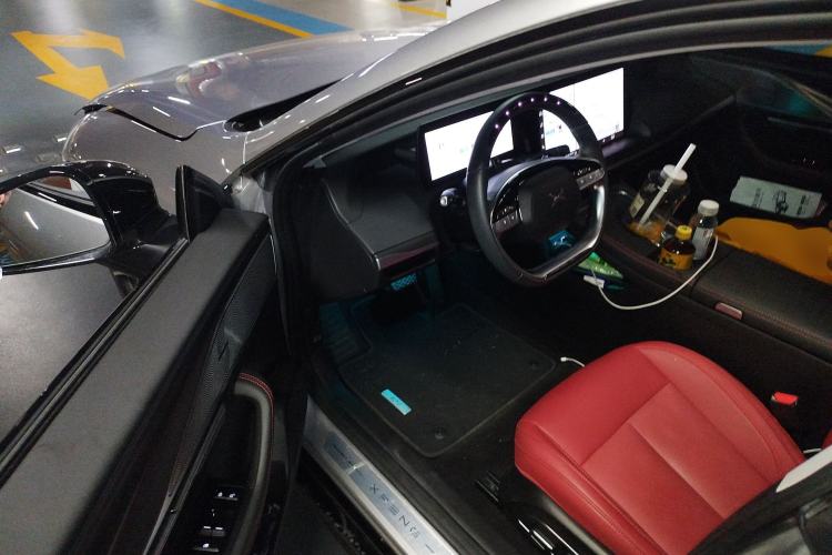 Used XPeng P7 2023 P7i 610 Max Performance Edition Driver Seat