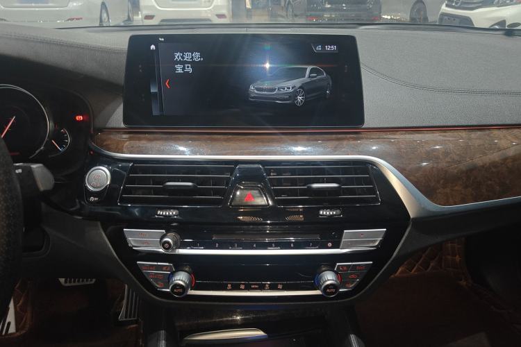 Used BMW 5 Series 2018 525Li Luxury Package