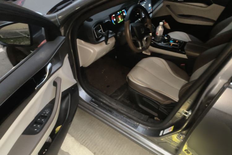 Used BYD Qin PLUS 2024 Honor Edition EV 510KM Leading Model
