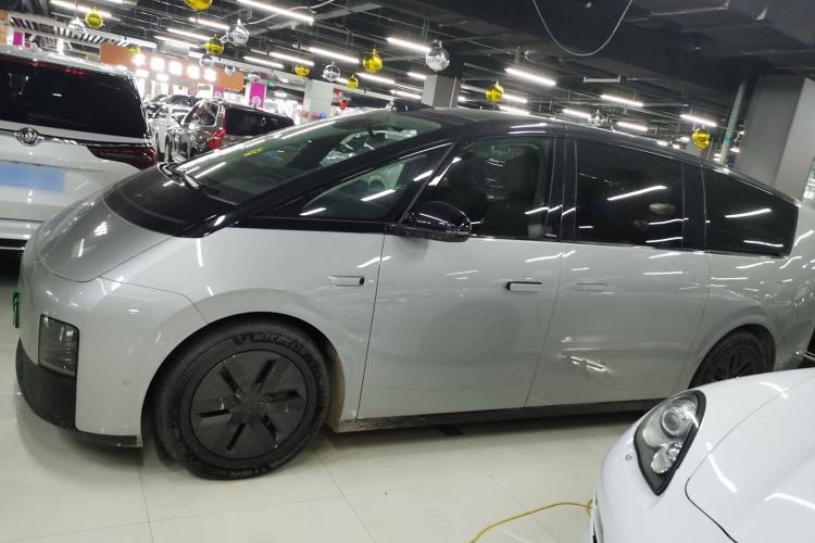Used Li Auto MEGA 2024 Ultra Model
