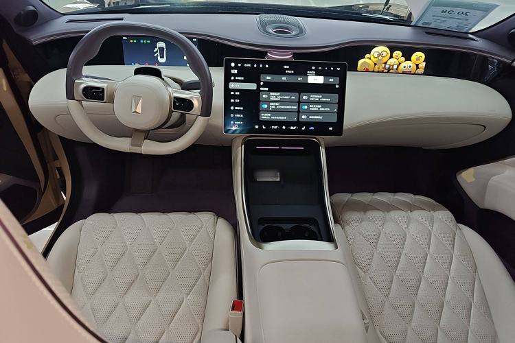 Used Avatr 11 2024 630 Rear-Wheel Drive Edition with Three Lasers
