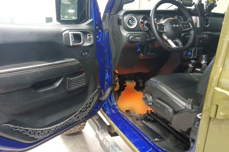 Used Jeep Wrangler 2018 2.0T Sahara Four-Door Edition Driver Seat