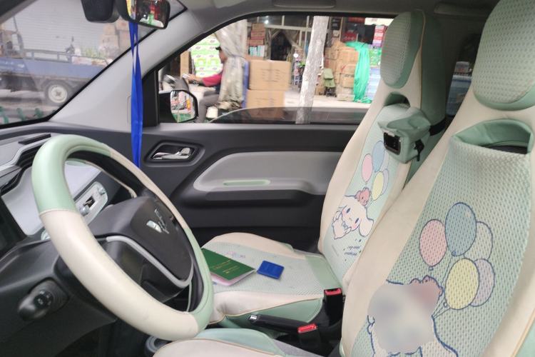 Used Wuling Hongguang MINIEV 2022 Macaron Fashion Model Lithium Iron Phosphate Left Front Seat
