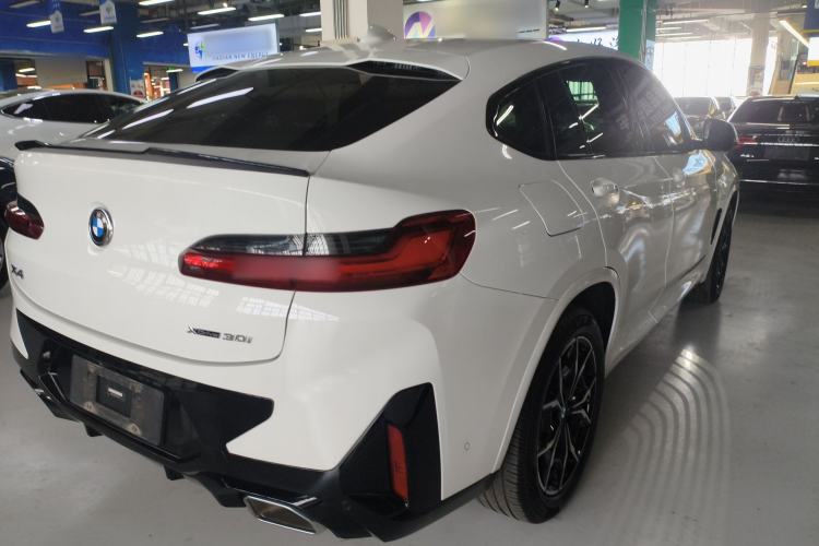 Used BMW X4 2022 xDrive 25i M Sport Package Rear Right 45 Deg