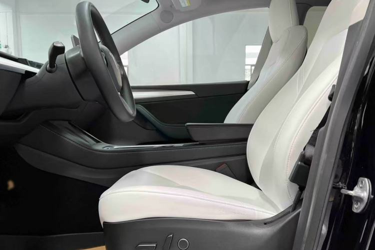 Used Tesla Model Y 2022 Rear-Wheel-Drive Version