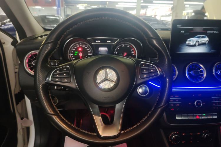 Used Mercedes-Benz GLA 2017 GLA 200 Fashion Model