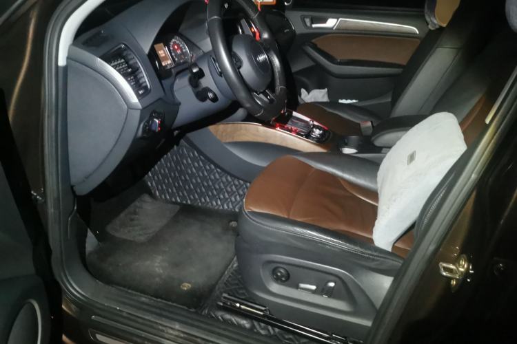 Used Audi Q5 2016 40 TFSI Comfort Model
