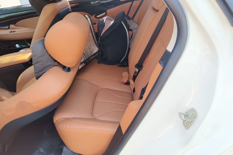 Used Geely Auto Emgrand GT 2016 1.8T Comfort Model Left Rear Seat