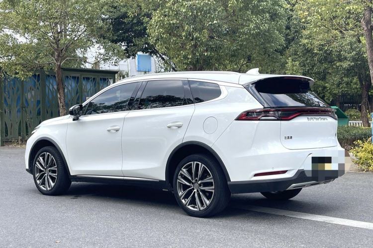 Used BYD Tang 2018 2.0T Automatic SmartConnect Luxury Version 7 Seats China V Standard