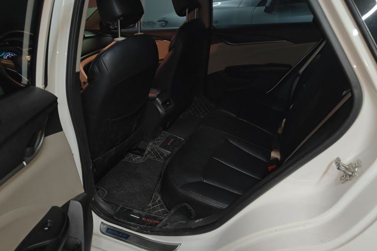 Used Buick GT 2015 15N Automatic Elite Version Left Rear Seat