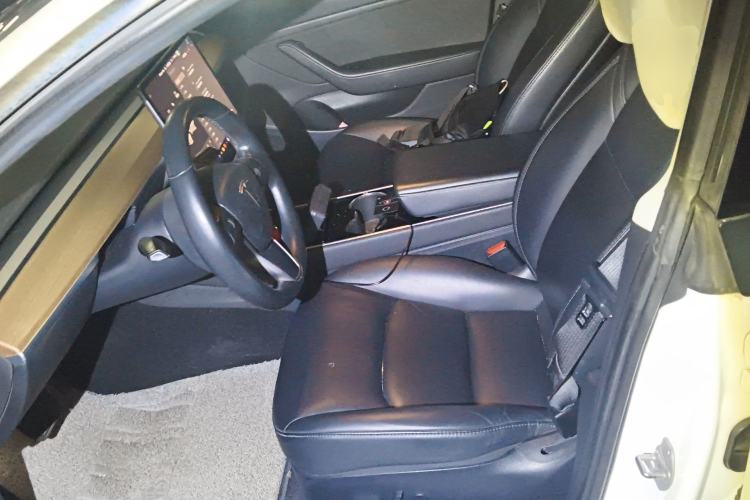 Used Tesla Model 3 2019 Long-Range Rear-Wheel-Drive Version