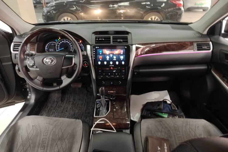 Used Toyota Camry 2016 2.0G 10th Anniversary Leading Edition