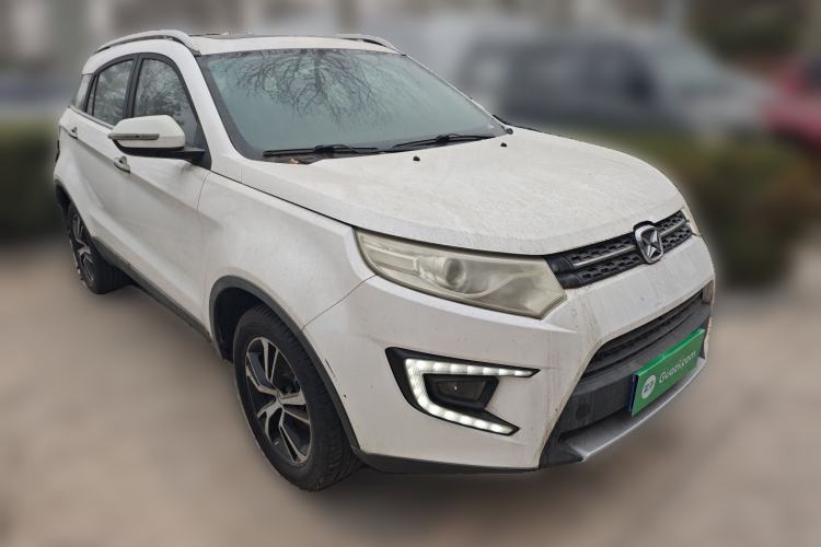 Used JMC Yusheng S330 2016 1.5L GTDi Automatic Two-Wheel Drive Prestige Edition Front Right 45 Deg