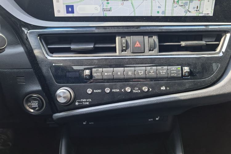 Used Lexus ES 2022 200 Excellence Edition
