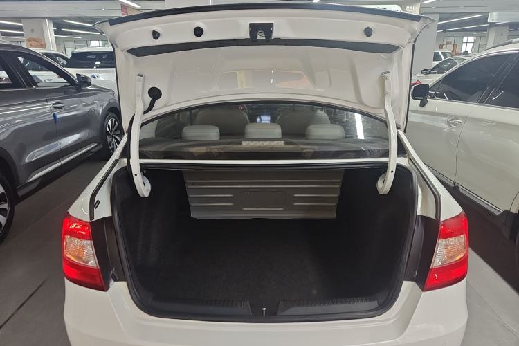 Used Skoda Rapid 2016 1.6L Automatic Chuanxing Edition Trunk