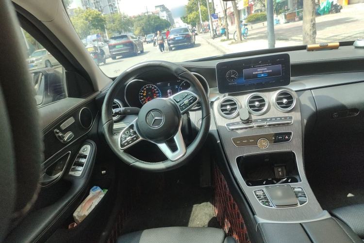 Used Mercedes-Benz C-Class 2019 Updated C 260 L Steering Wheel