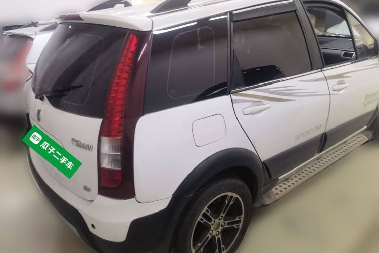 Used FORTHING Joyear SUV 2012 1.6L Luxury Model
