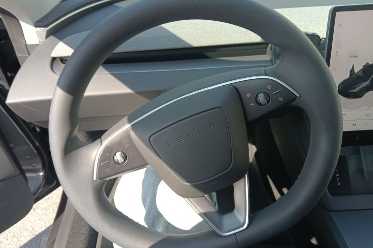 Used Tesla Model 3 2023 Rear-Wheel-Drive Version