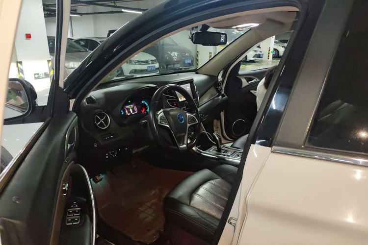 Used BYD Song New Energy 2017 Song DM 1.5TID All-Wheel Drive Luxury Model Left Front Seat