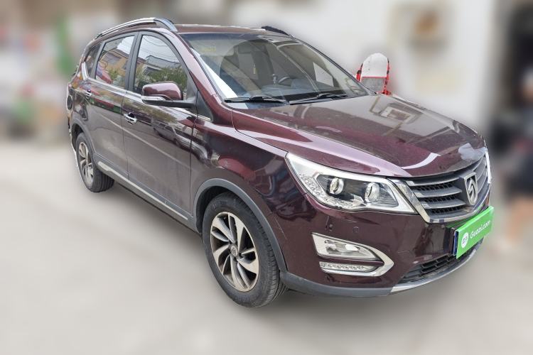 Used Baojun 560 2015 1.8L manual luxury version
