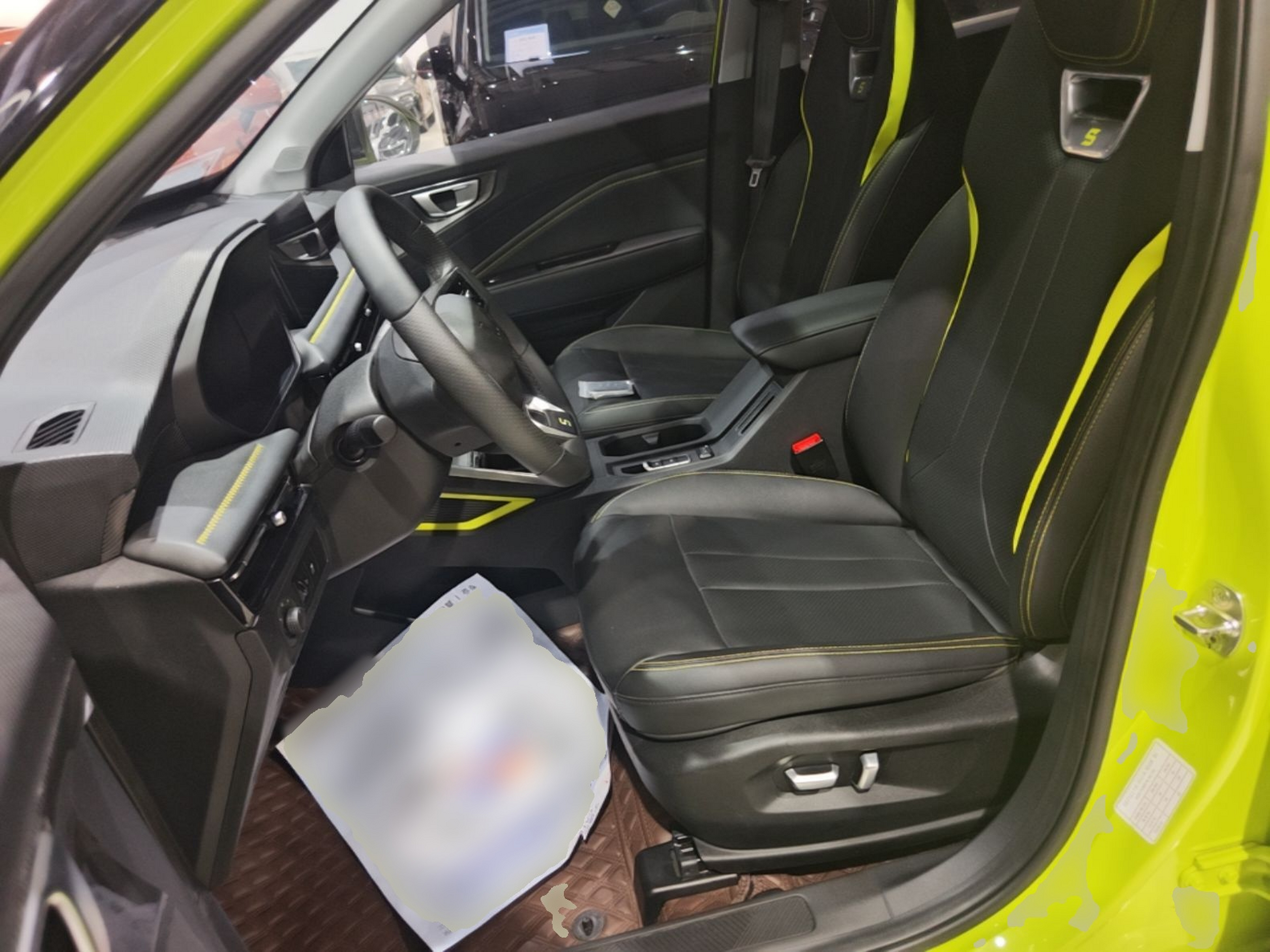 Vordere Reihe im Auto