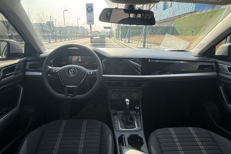 Used Volkswagen Lavida 2021 280TSI DSG Comfort Edition Interior 4