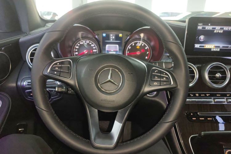 Used Mercedes-Benz GLC 2016 GLC 260 4MATIC Dynamic Edition