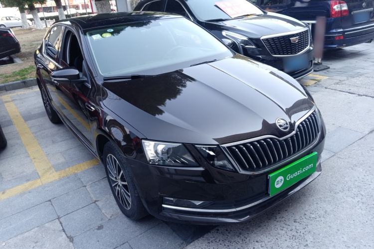 Used Skoda Octavia 2018 TSI230 DSG Luxury Edition