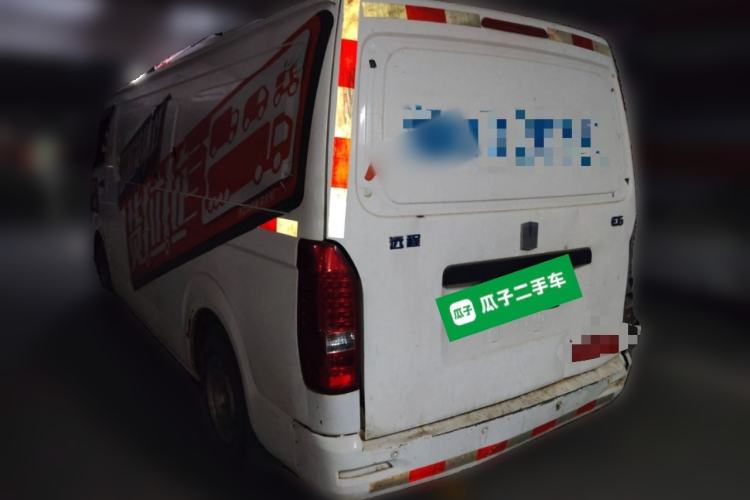 Used Farizon Xingxiang E6 2020 Van Model Low Roof 1365kg Payload Capacity Equipped with High-Capacity CATL Battery
