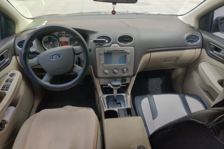 Used Ford Focus 2012 Sedan Classic 1.8L Automatic Base Model
