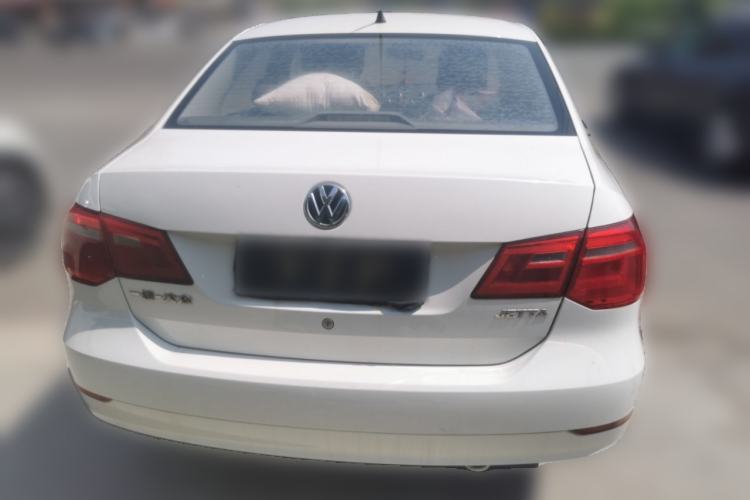 Used Volkswagen Jetta 2015 Zhuihui Edition 1.4L Manual Fashion Model
