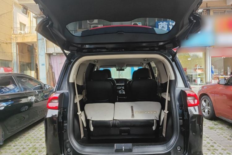 Used GAC Trumpchi M6 2021 270T DCT Elite Edition (7-seater)
