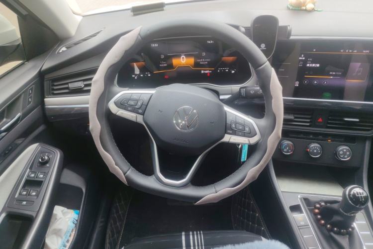 Used Volkswagen Bora 2024 200TSI Manual Comfort Edition Steering Wheel