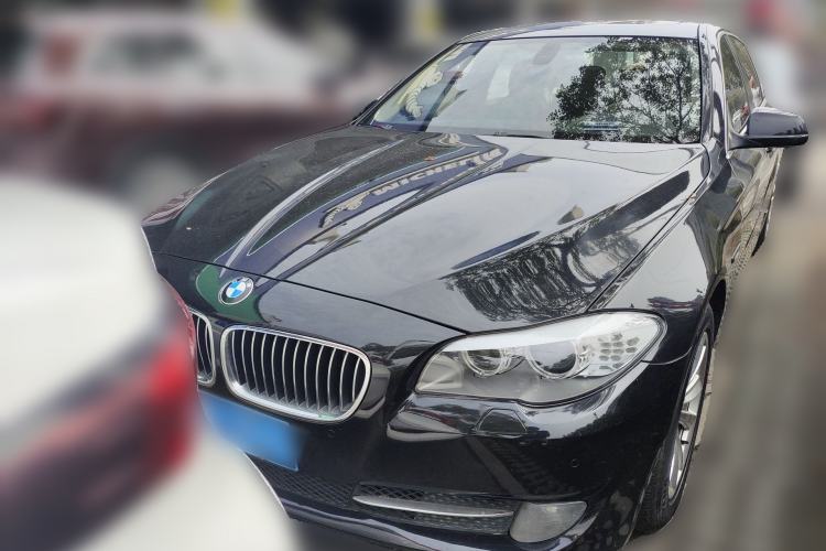 Used BMW 5 Series 2011 523Li Leading Model
