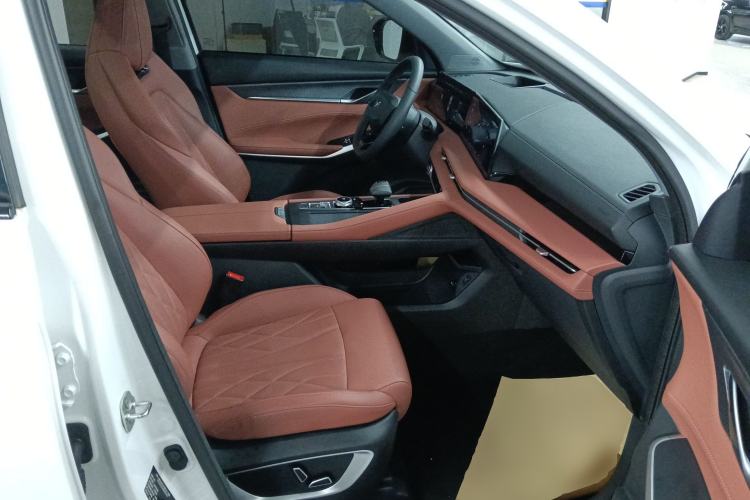 Used Changan CS75 PLUS 2024 3rd Generation Champion Edition 2.0T Intelligent Drive Performance Model