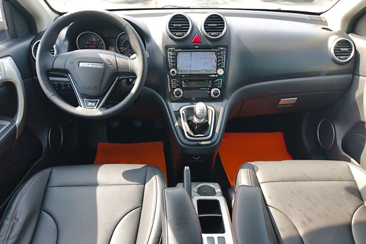 Used Haval H6 2016 Upgraded Model 1.5T Manual Two-Wheel Drive Urban Version
