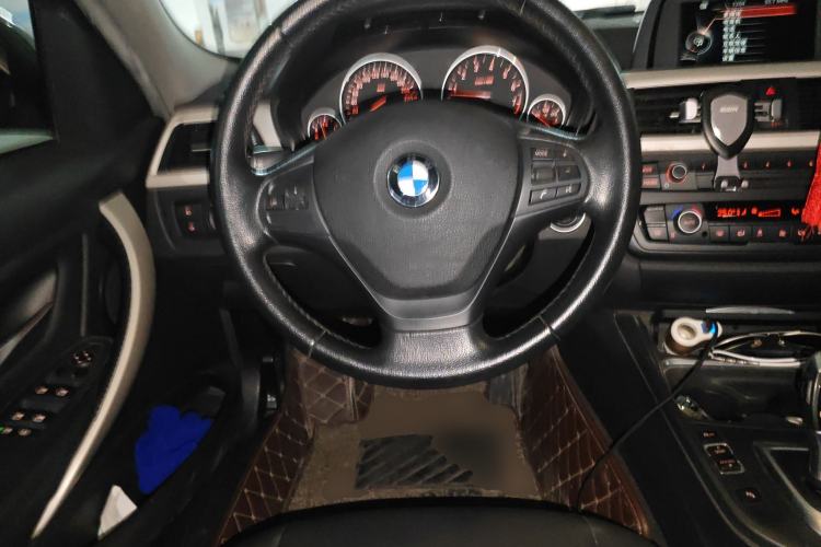 Used BMW 3 Series 2015 320Li Luxury Edition Fashion Model
