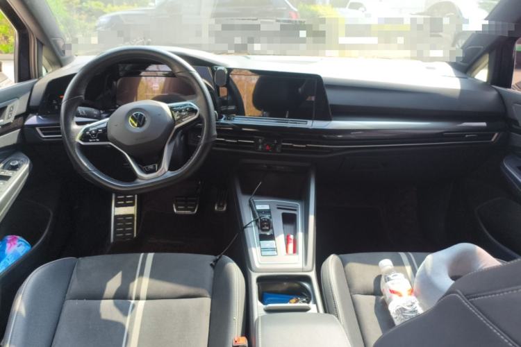 Used Volkswagen Golf 2021 280TSI DSG R-Line Center Console