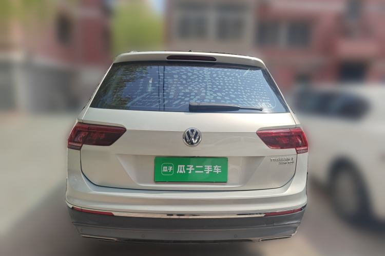 Used Volkswagen Tiguan L 2018 380TSI Automatic All-Wheel Drive Luxury Edition Rear