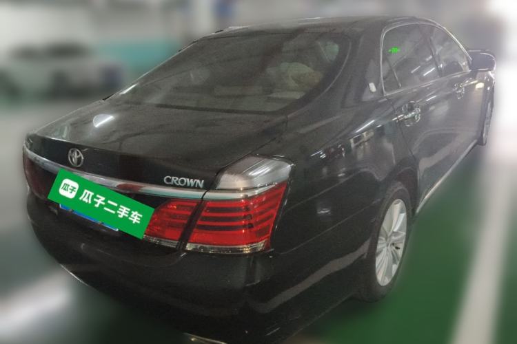 Used Toyota Crown 2012 2.5L Royal Leather Edition
