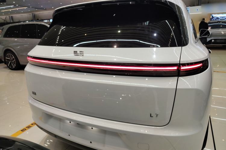 Used Li Auto L7 2023 Air model
