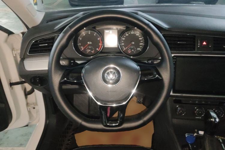 Used Volkswagen Lamando 2018 230TSI DSG Fashion Edition Steering Wheel
