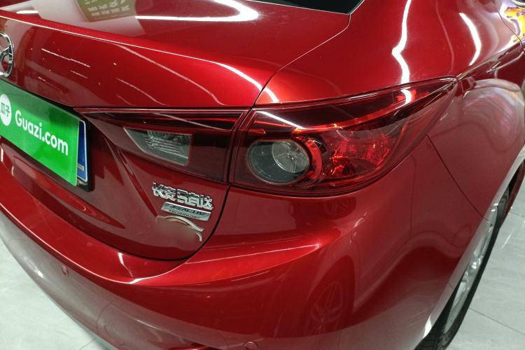 Used Mazda 3 Axela 2016 Sedan 1.5L Automatic Comfort Model Exterior 3