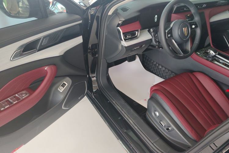 Used Hongqi H5 PHEV 2025 170 Super Hybrid Version Driver Seat