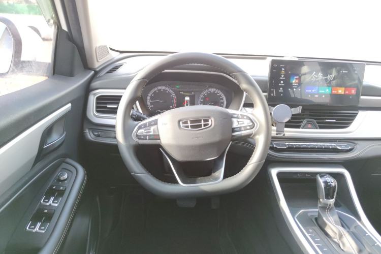 Used Geely Auto Vision X6 2020 1.4T CVT Luxury Edition
