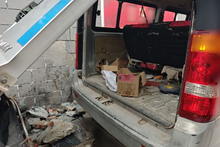 Used Dongfeng Xiaokang C36 2015 1.5L Base Version DK15-06 Trunk