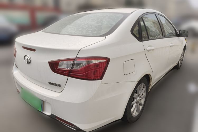 Used Soueast V5 Lingzhi 2014 1.5L Manual Comfort Model Rear Right 45 Deg